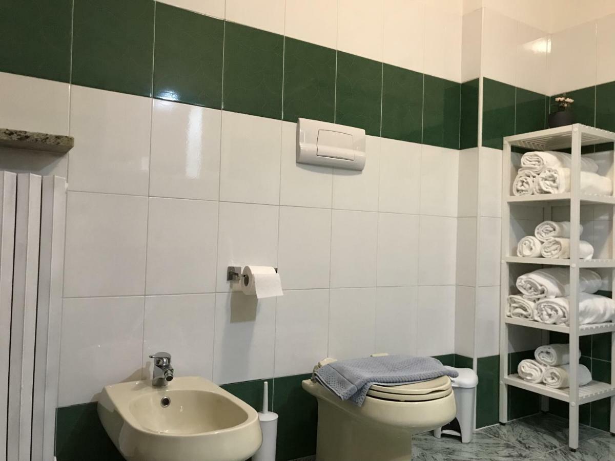 Anfite Apartments Castelletto Пескиера дел Гарда Екстериор снимка